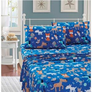 Dog printed twin size sheets